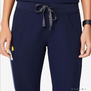 Figs Kade Cargo Scrub Pants